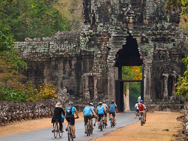 1-Day Angkor thom+ Grand Circuit Bike Tour